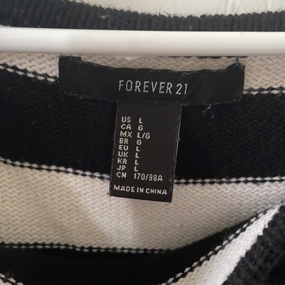 Stripes forever 21 cropped sweater - Picture 2 of 3